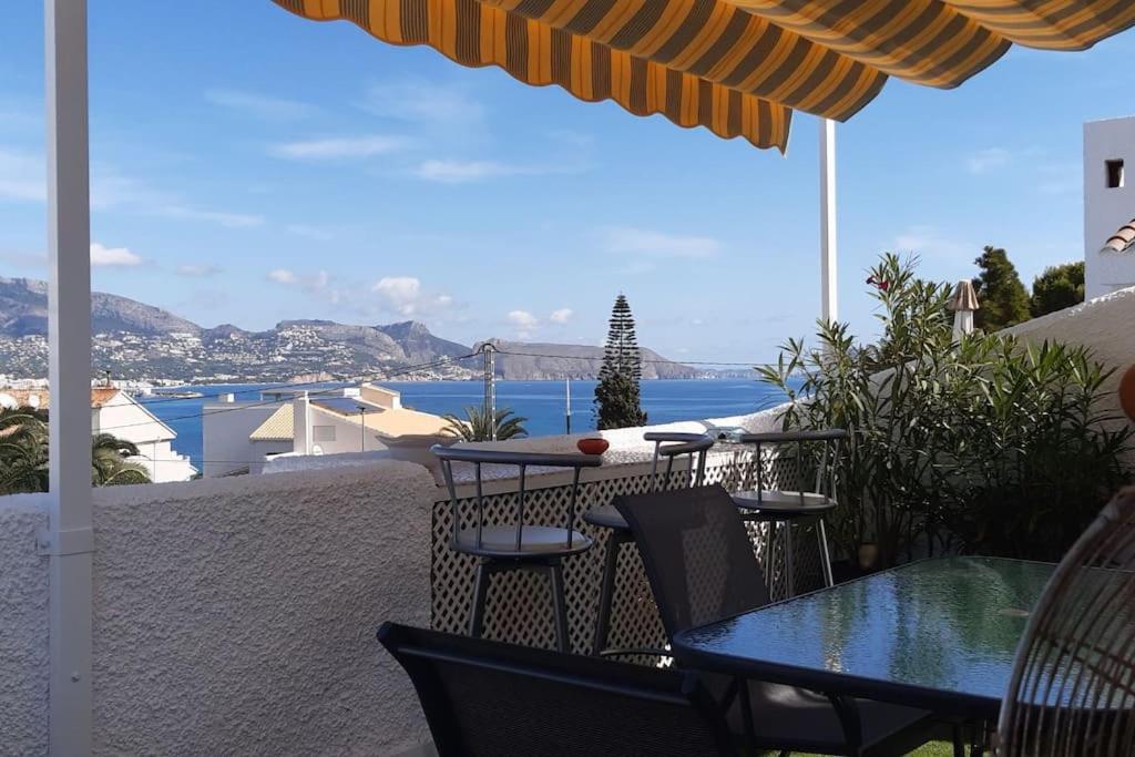 House In The Center Of Albir, 2 Min Walk From The Beach 阿尔比尔 外观 照片